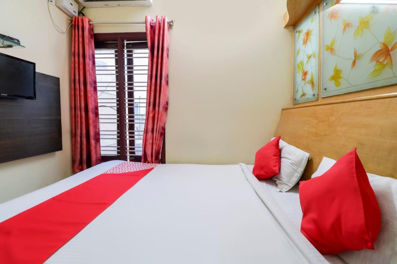 Oyo 71675 New Aishwarya Comforts Hotel Bangalore Eksteriør billede