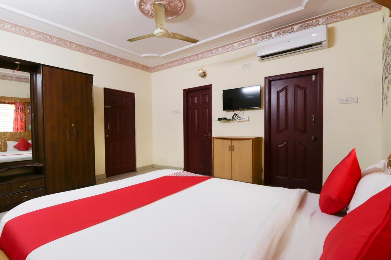 Oyo 71675 New Aishwarya Comforts Hotel Bangalore Eksteriør billede