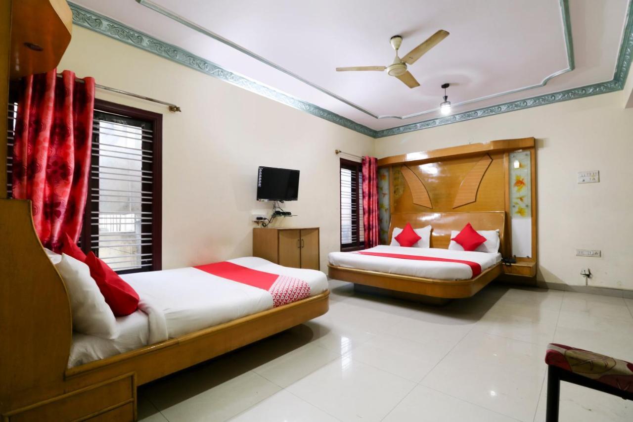 Oyo 71675 New Aishwarya Comforts Hotel Bangalore Eksteriør billede