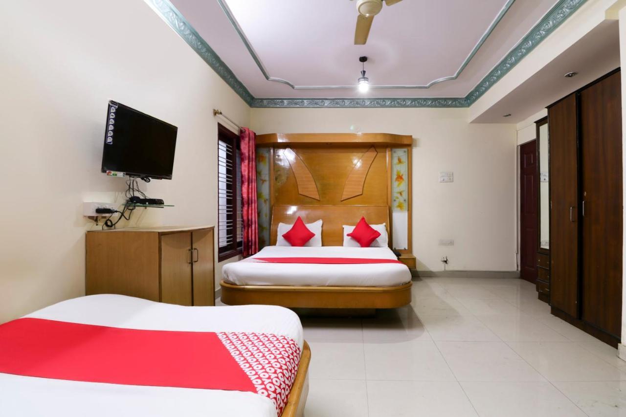 Oyo 71675 New Aishwarya Comforts Hotel Bangalore Eksteriør billede
