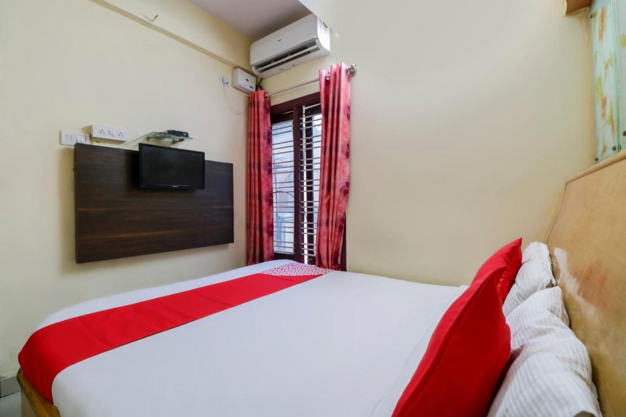 Oyo 71675 New Aishwarya Comforts Hotel Bangalore Eksteriør billede